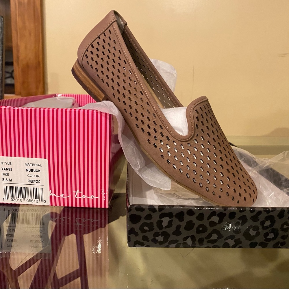 Comfortable leather rosewood women’s flats
